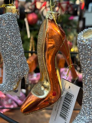 Ornament glass champagne opal high heel shoe H9cm