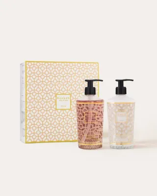 Gift Box Women Body &amp; Hand Lotion + Shower Gel