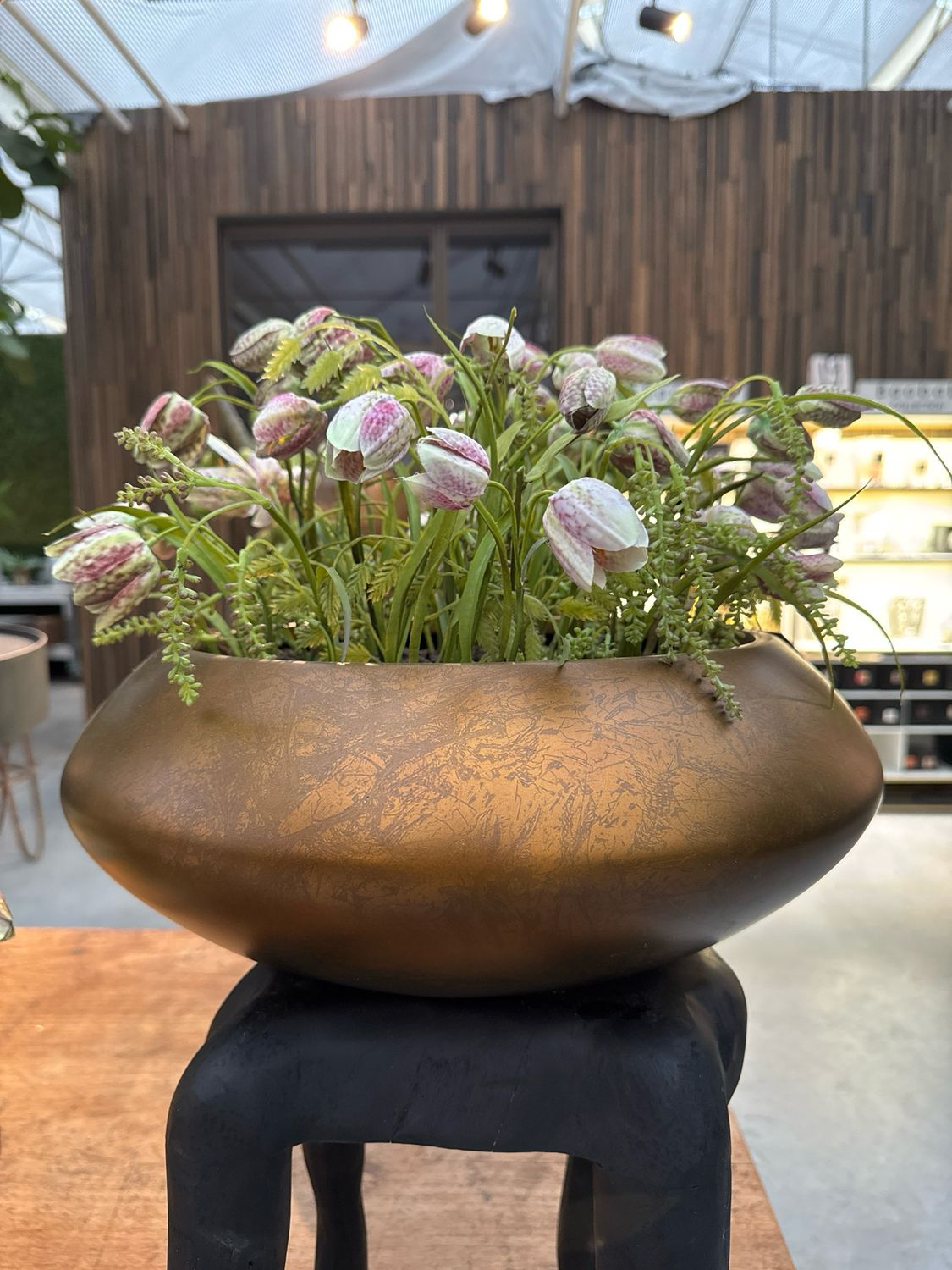 Metallic silver leaf bowl honey * Fritullaria