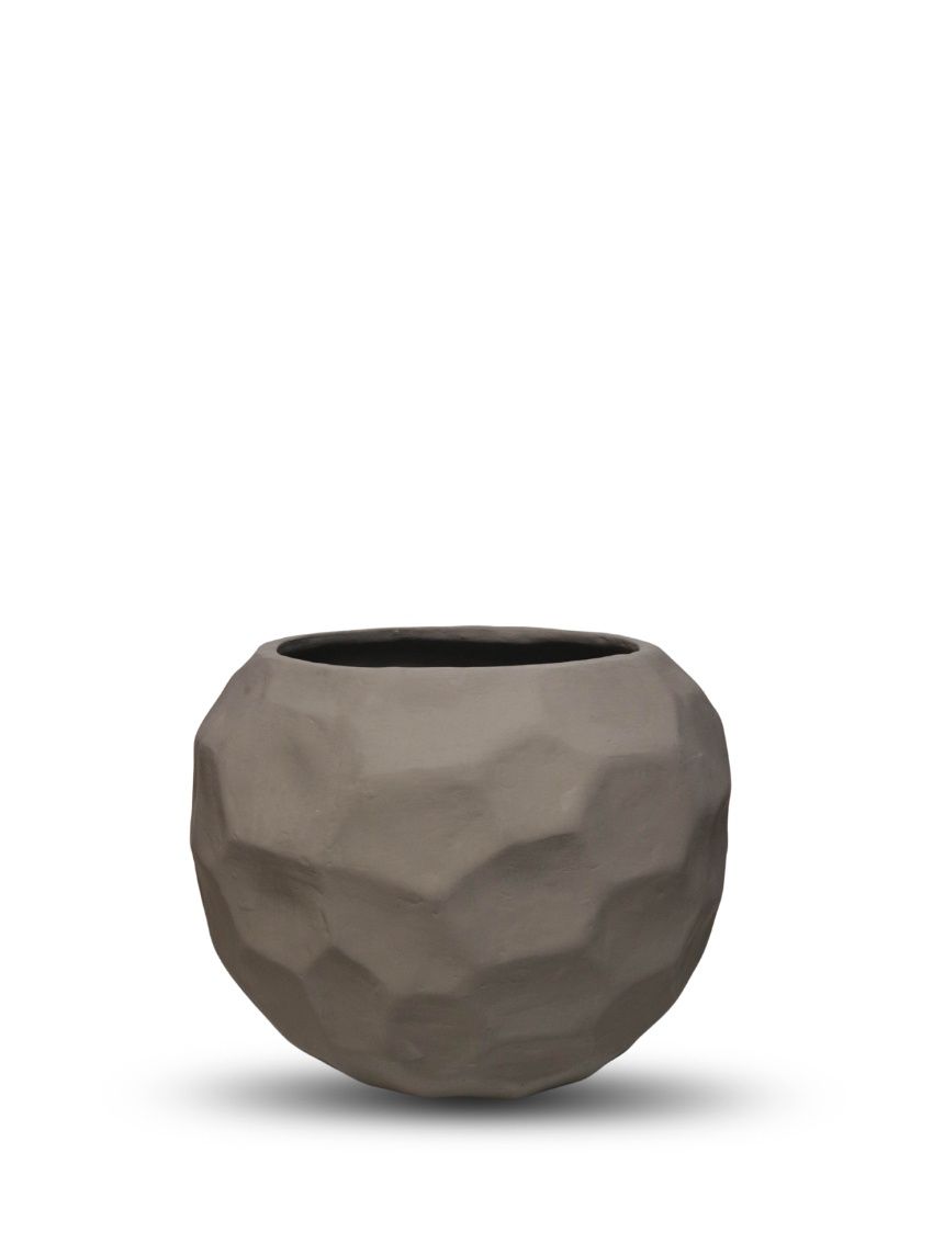 Kai Medium Plantenpot 60 cm Ø45 | Designpot met facettenstructuur voor binnen en buiten