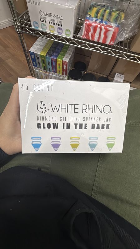 WR DIAMOND SILICONE SPINNER JAR