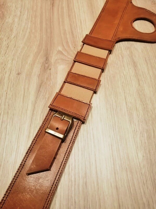 Triumph Bonneville T100/120 2017/&#39;... Brown Genuine Cow Leather Strap for Fuel Tank (14 liter) Vintage Style &quot;Cafe Racer &amp; Custom&quot;