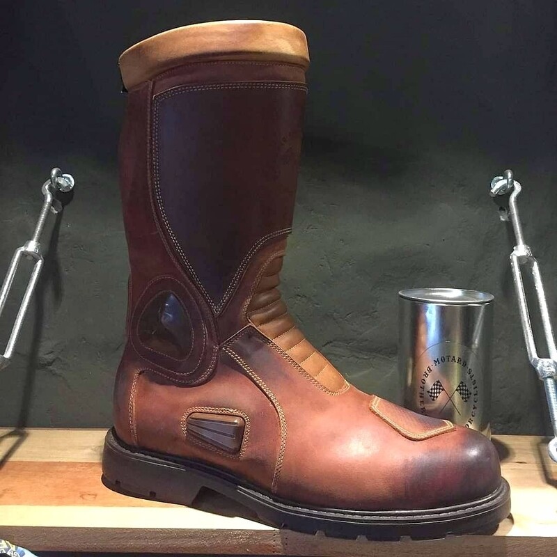 Motard &quot;Patagonia&quot; high boot brown cowhide leather vintage style Cafe Racer &amp; Custom - Size 43 EU