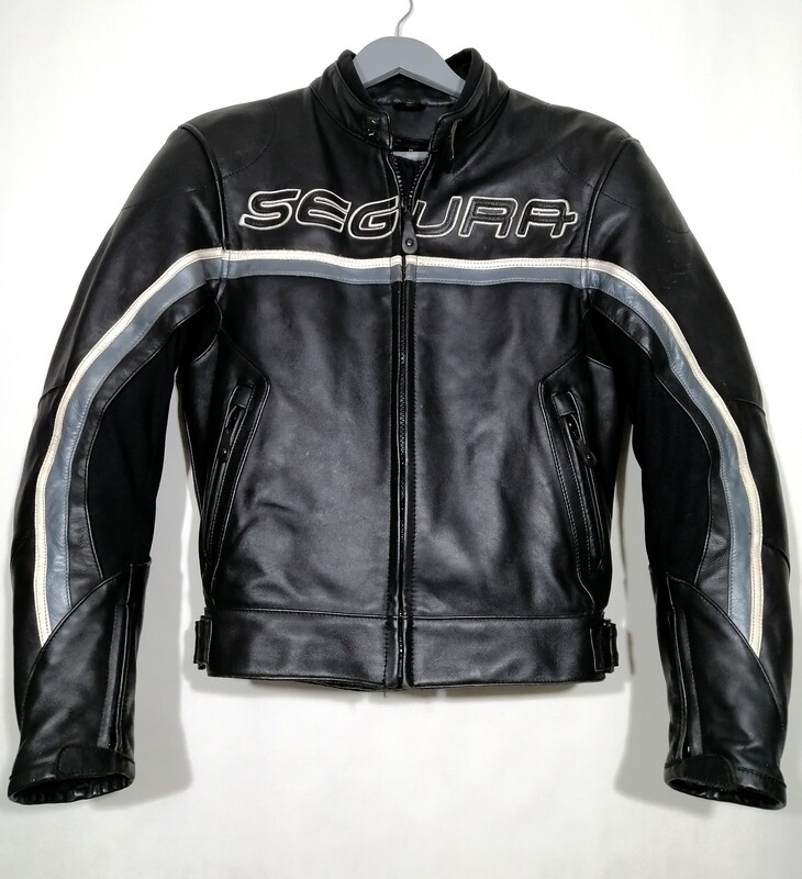 SECOND HAND Segura 70 motorcycle leather jacket with pads protections size M for men