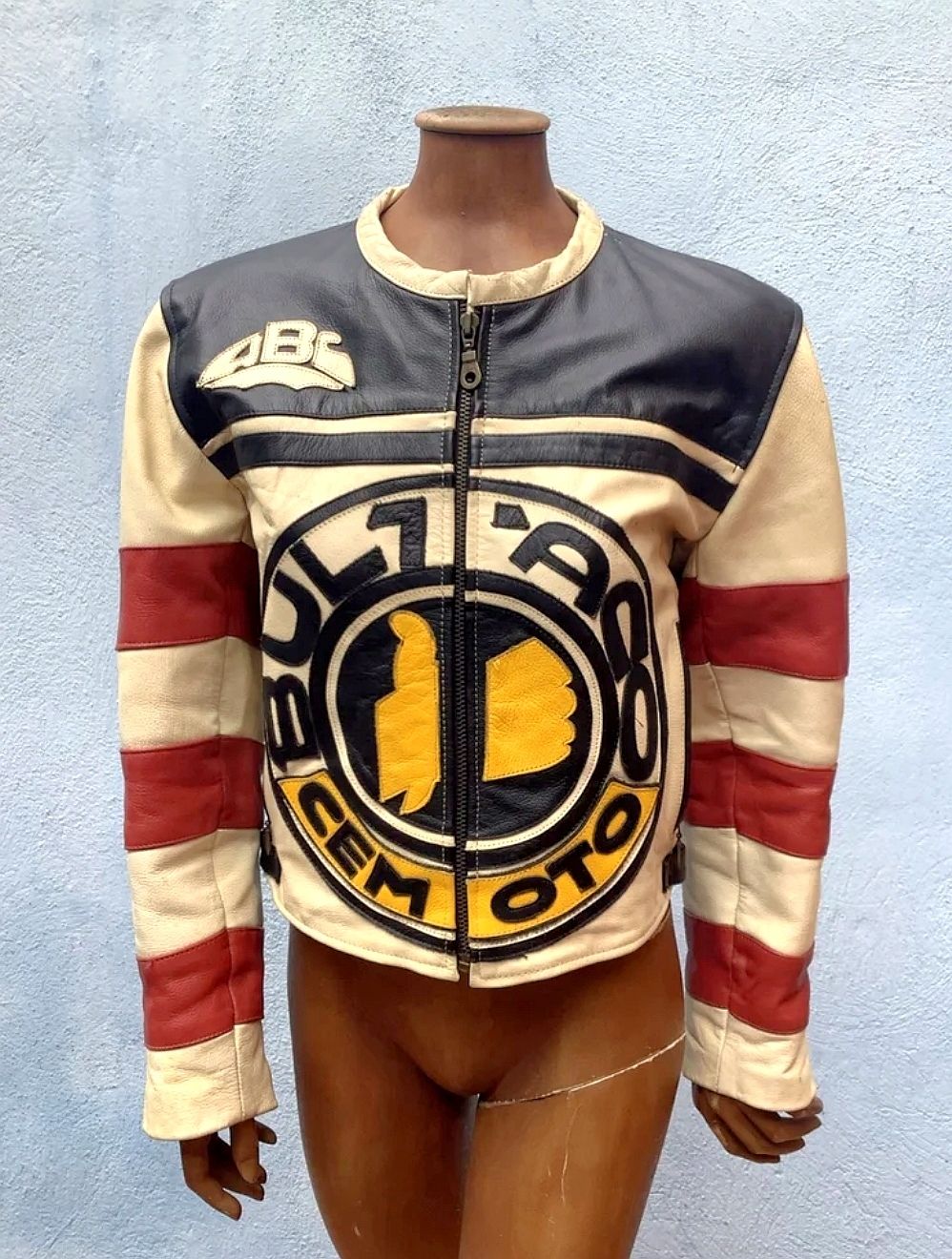 AREA VINTAGE Second Hand Mythical Cowhide Leather Jacket from the 80s Bultaco Edition Size M for Women