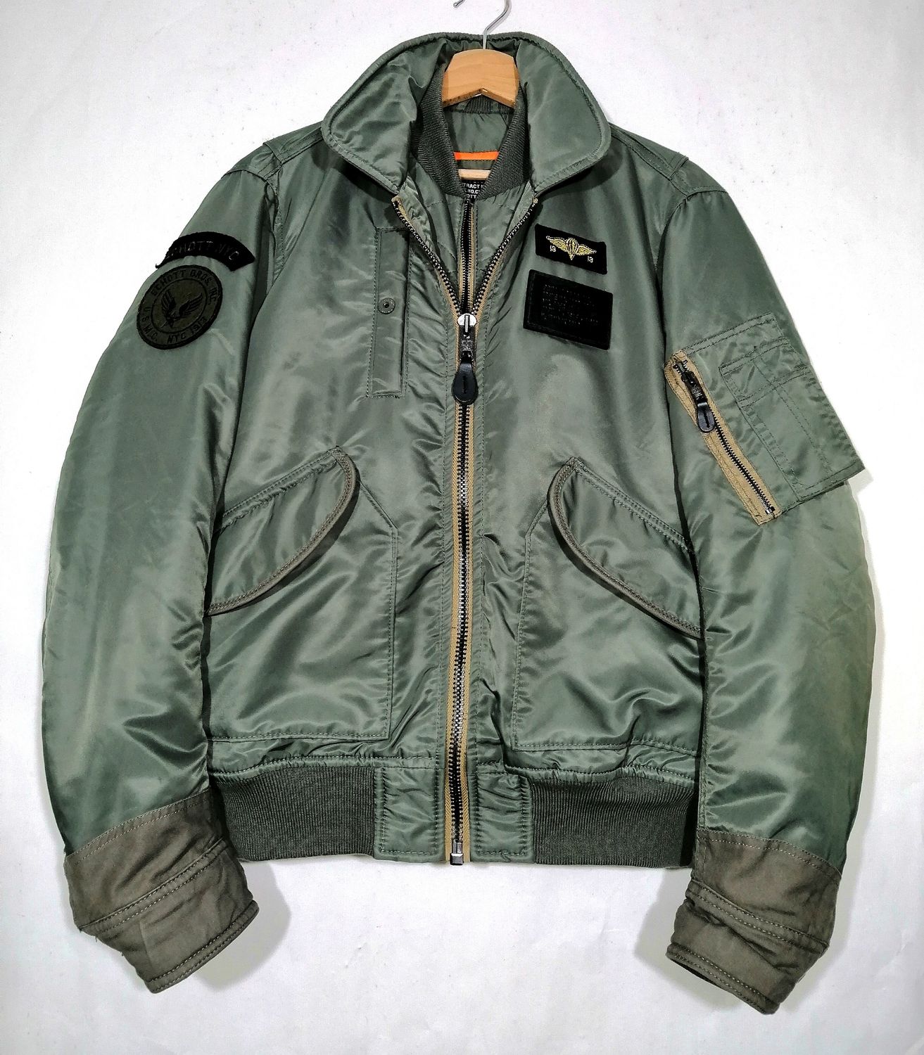 SECOND HAND Mythical Schott Flight bomber jacket from the 90s size Medium for men Vintage Style