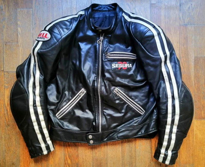 Beautiful vintage Segura 70 Motorcycle leather jacket from the 80s size Medium men