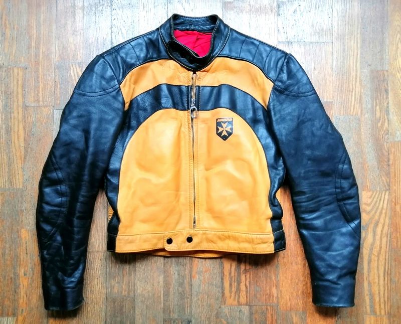 SECOND HAND Vintage Harro biker leather jacket made in Germany Small size women's   