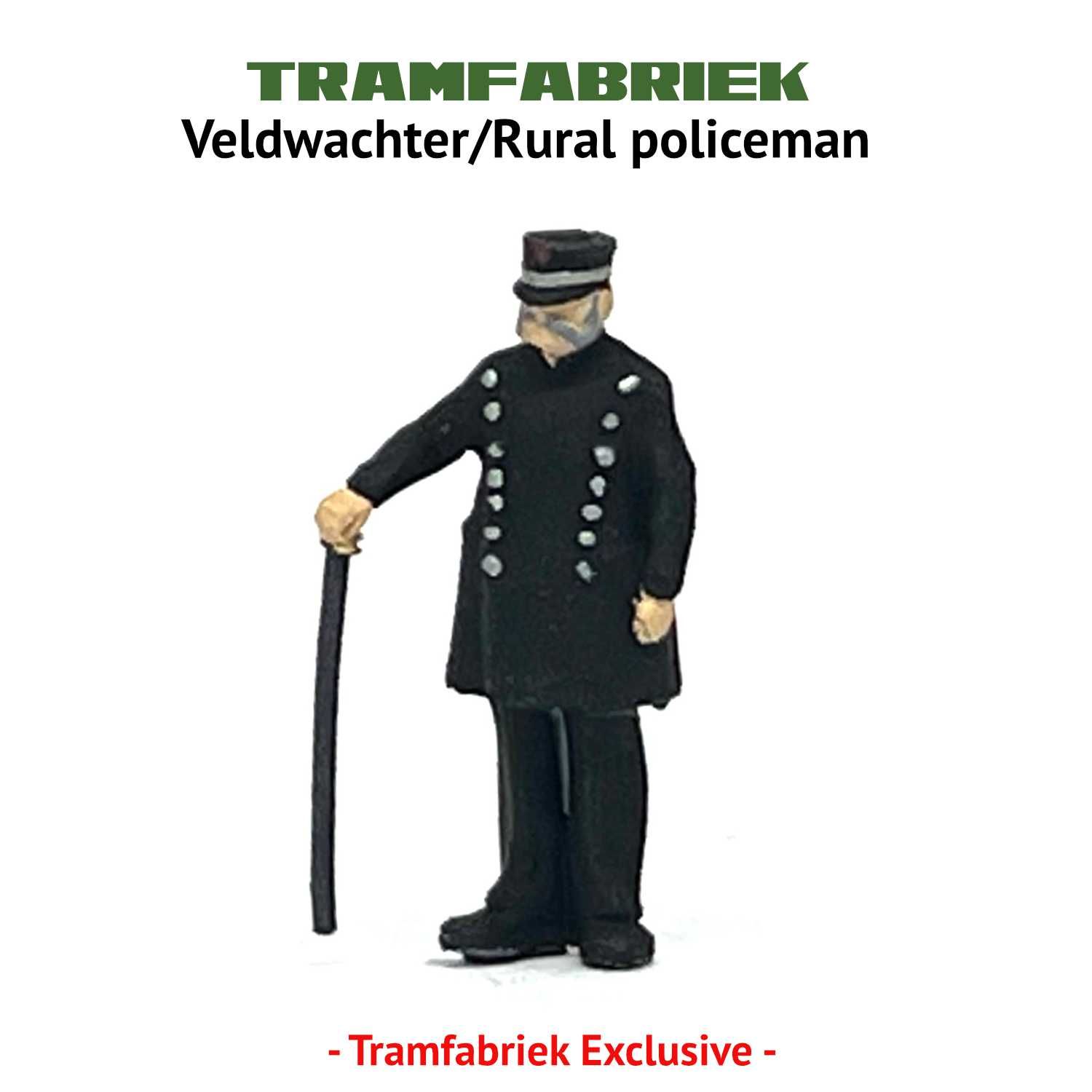 F010 Veldwachter/Rural Policeman 1:87, Choose figurine: Veteran policeman