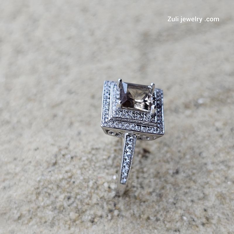 Rookkwarts Ring