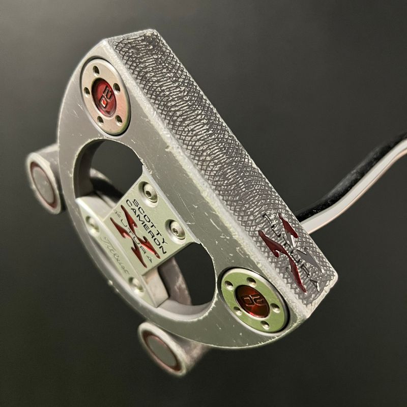 *Pre-Owned* Scotty Cameron Futura X Putter