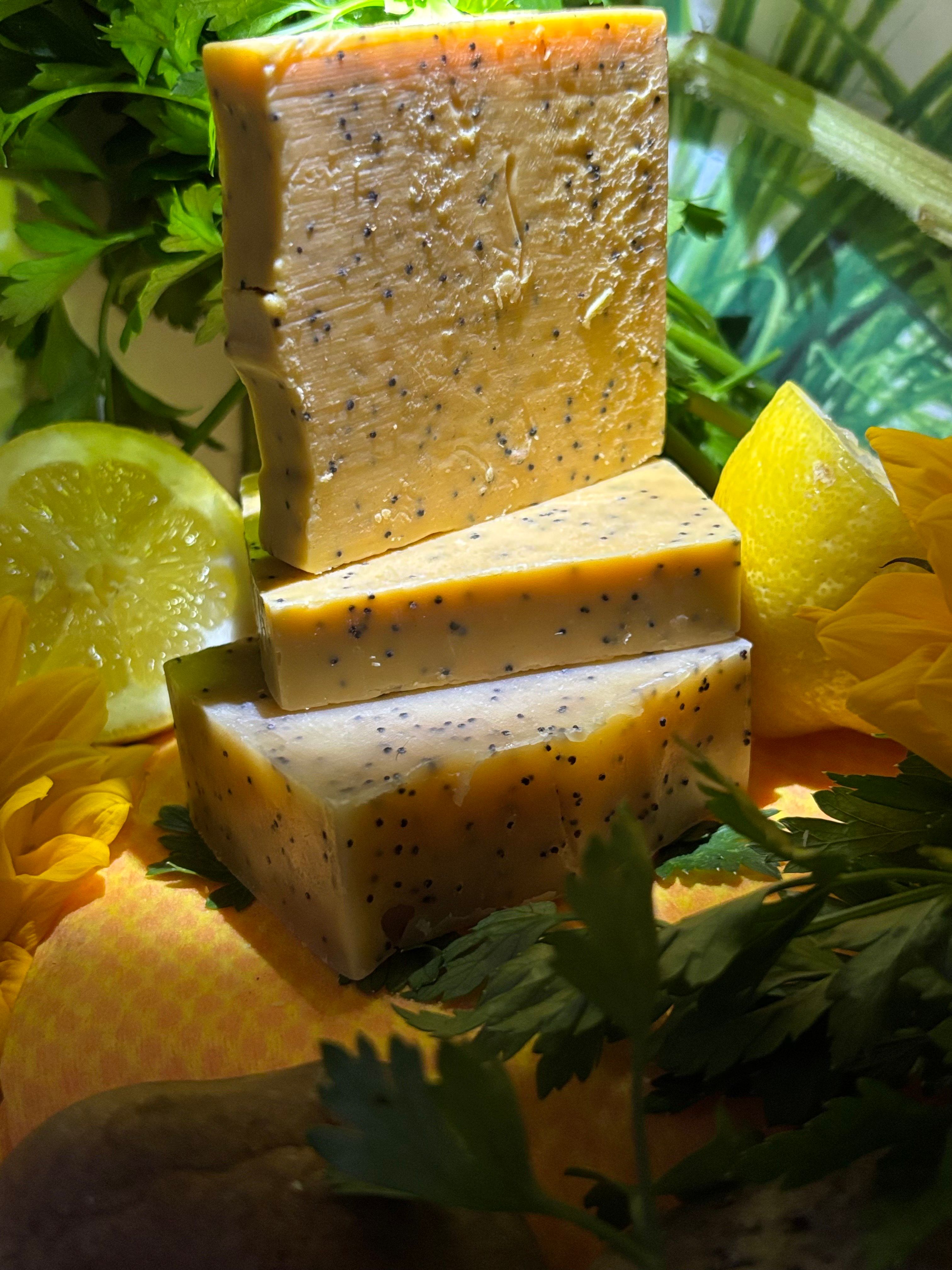 Lemon and Poppy Seed Body Soap