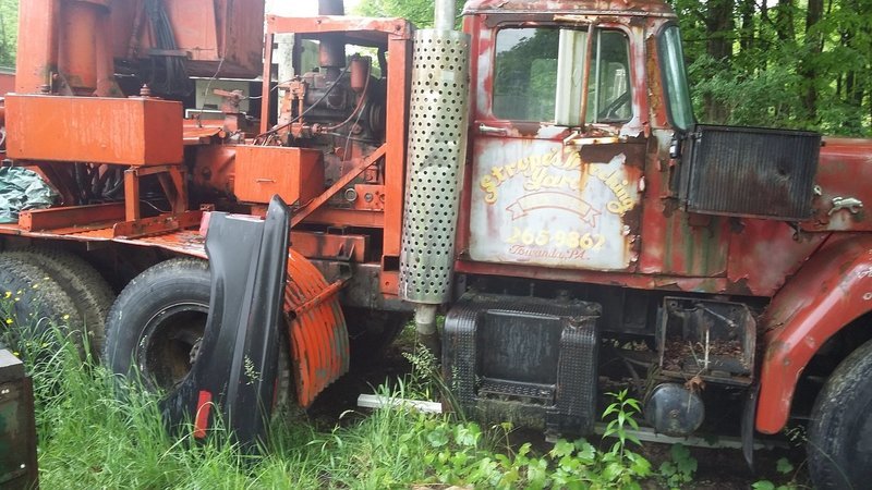 1970 Brockway Tractor Clean Title 353 Detroit Diesel V8. Has Log Picker On Back. Asking $8500 for Whole Truck, $6500 w/o Log Picker.