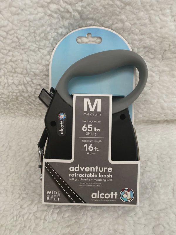 RETRACTABLE LEASH - MEDIUM / BLK