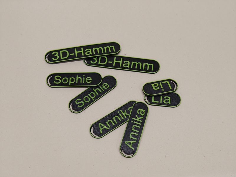 Schlüsselanhänger/ Namensschild mit Name Personalisiert 4stk