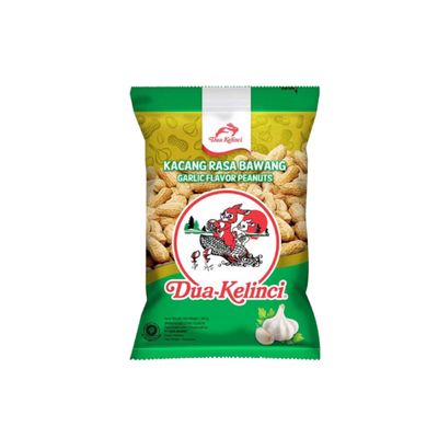 Dua Kelinci Kacang Kulit Rasa Bawang