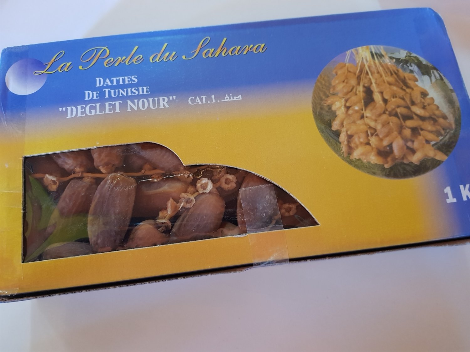 Kurma sahara  betangkai