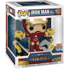 Funko POP! Marvel DLX- Iron-man with Gantry