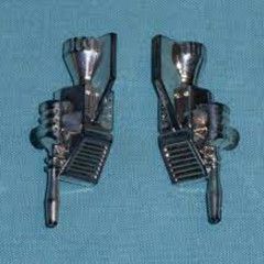 Transformers parts and accessories- Lazerbeak and Buzzsaw weapons (G1)
