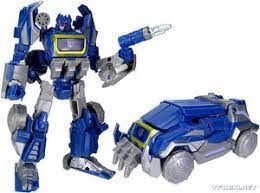 Used TF gen- FoC Soundwave (DLX)