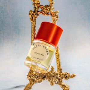 Rococo Pie by Sarah Baker (2 ml decant)