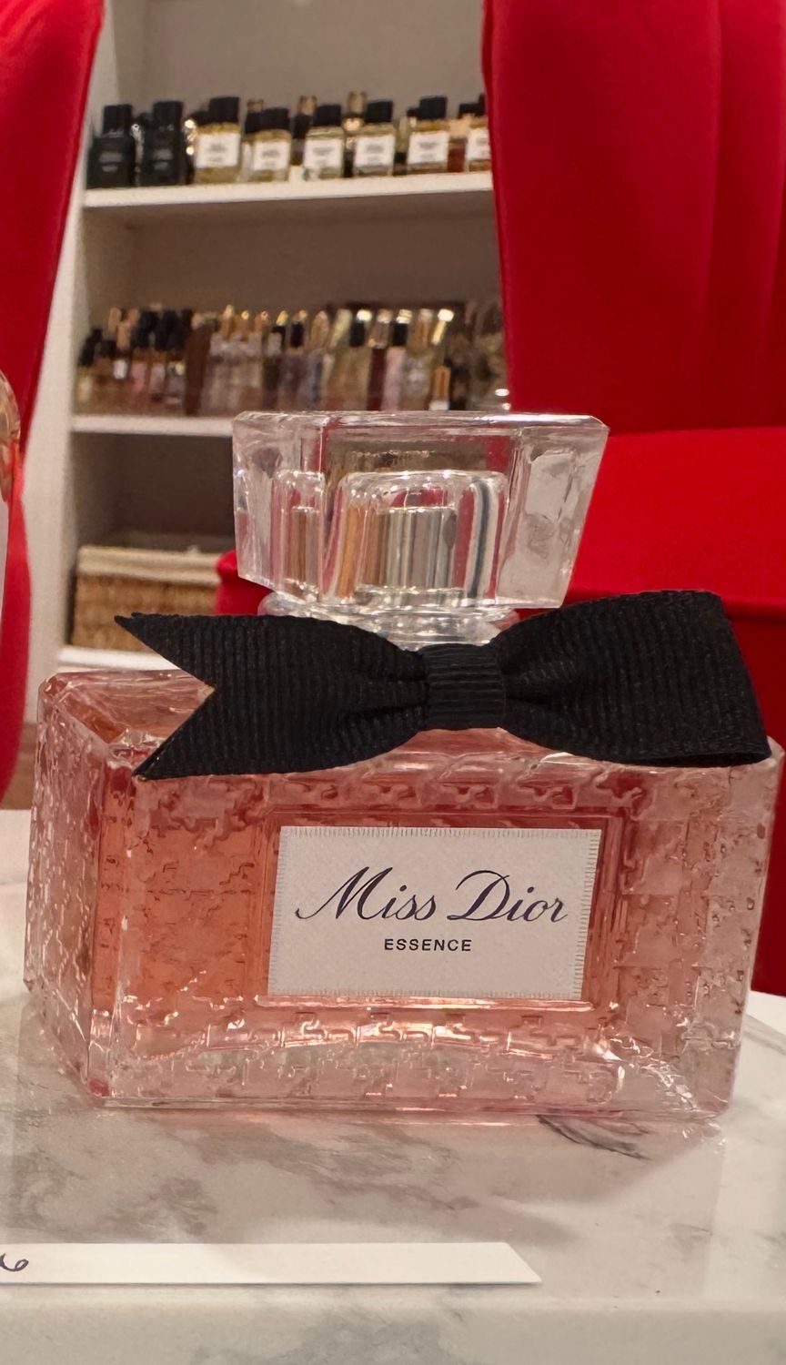 Miss Dior Essence