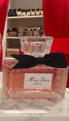 Miss Dior Essence