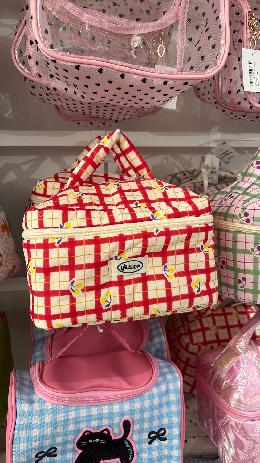 Cheery Makeup Bag DEC11 - Red
