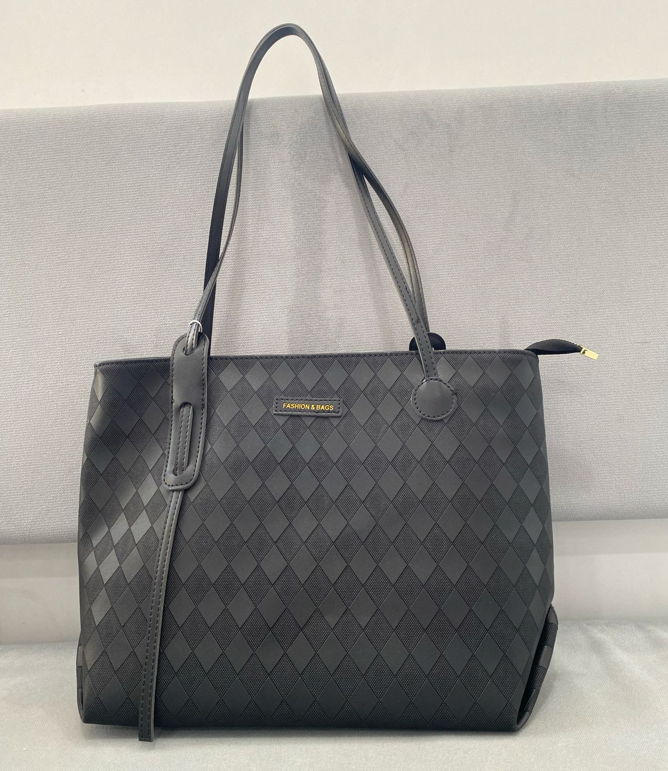 Fashion &amp; Bags Diamond Cut Pattern - Black
