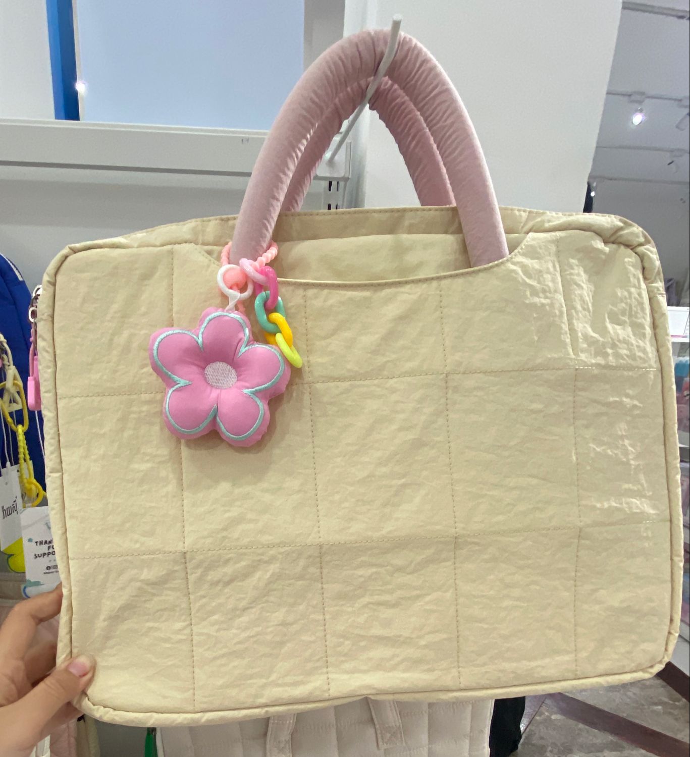 Square Pattern With Keychain Laptop Bag (16 inches) - Yellow