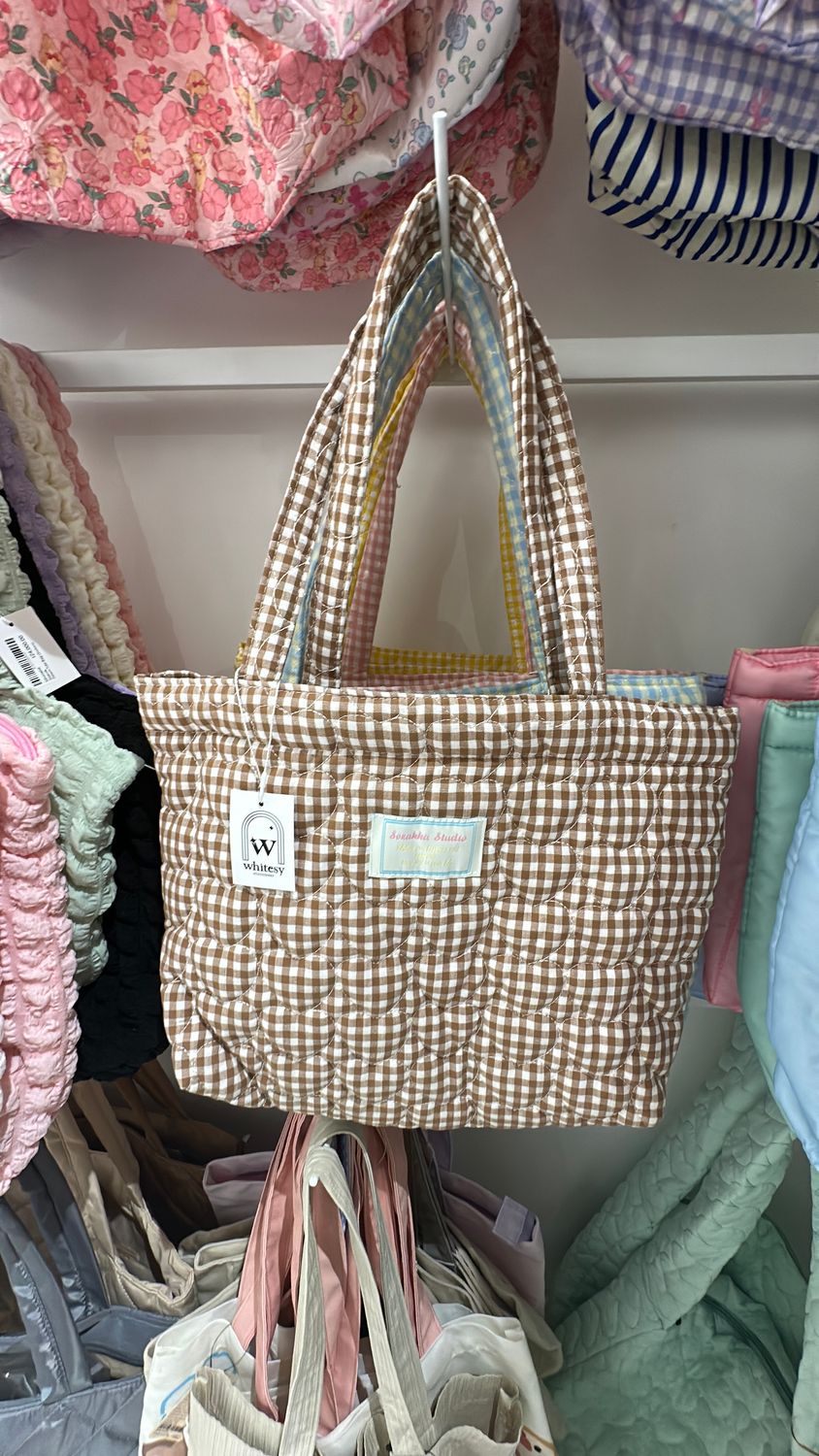 Karo Heart Shape Pattern Shoulder Bag - Brown