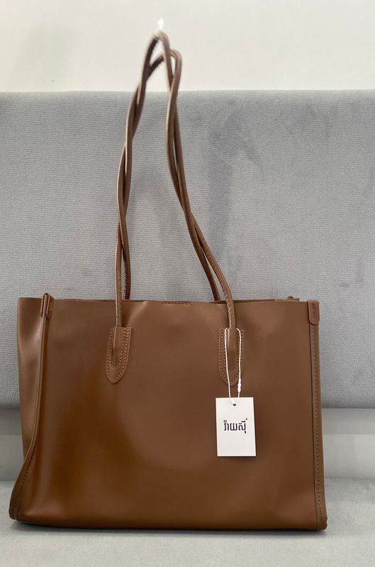 Sqaure Leather Tote Bag 9.Mar - Brown