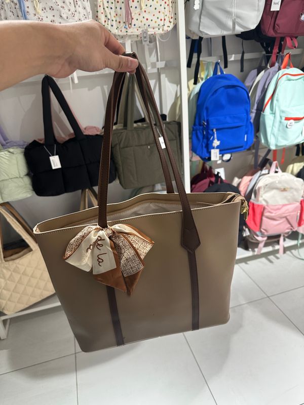 2 Line Tote Classic Bag Feb21 (3 colors)