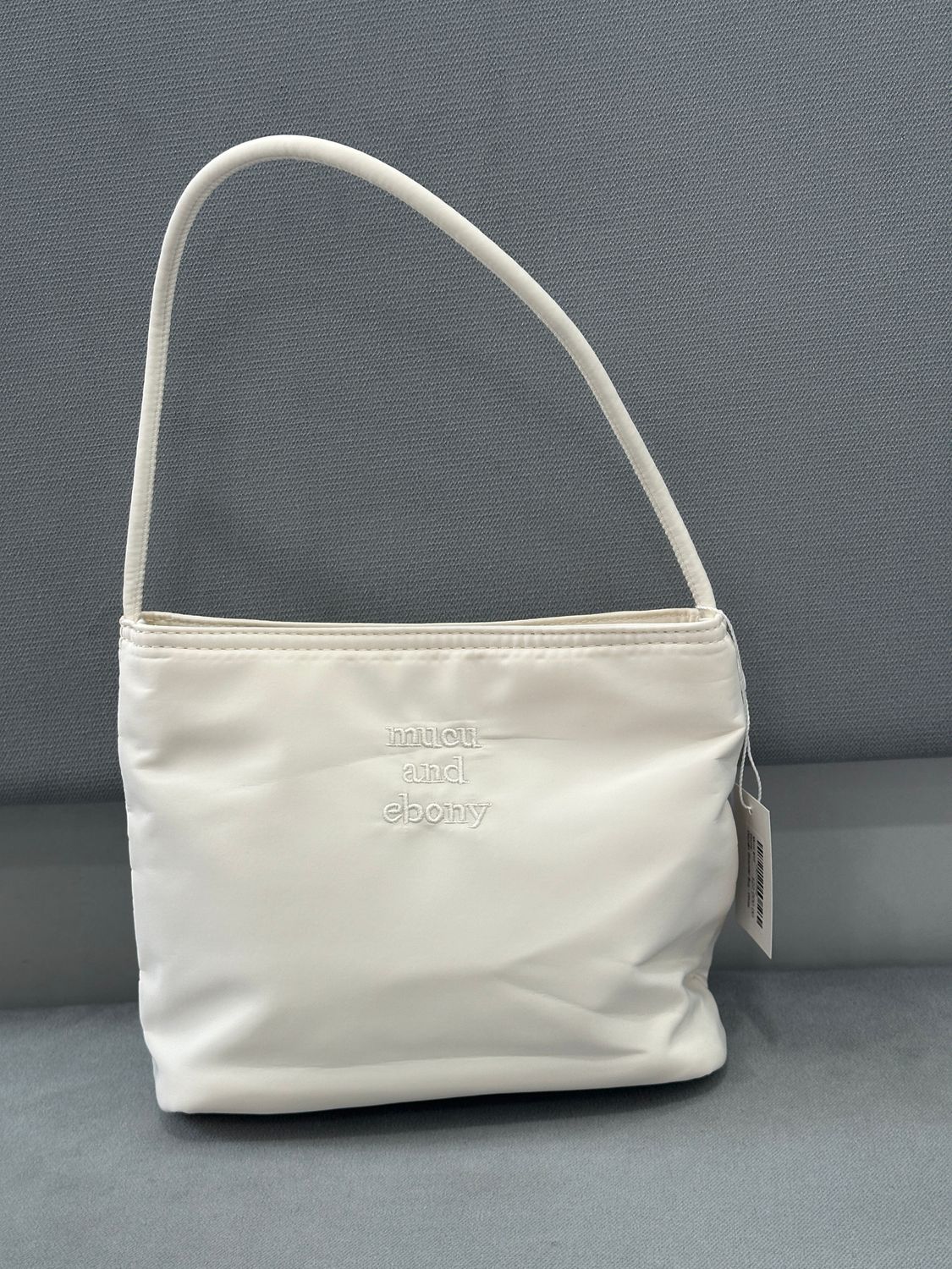 Mucu and Ebony Women Shoulder Bag - White