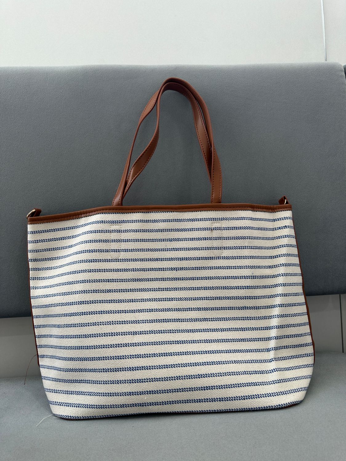Medium Blue Striped Bag - White/Brown
