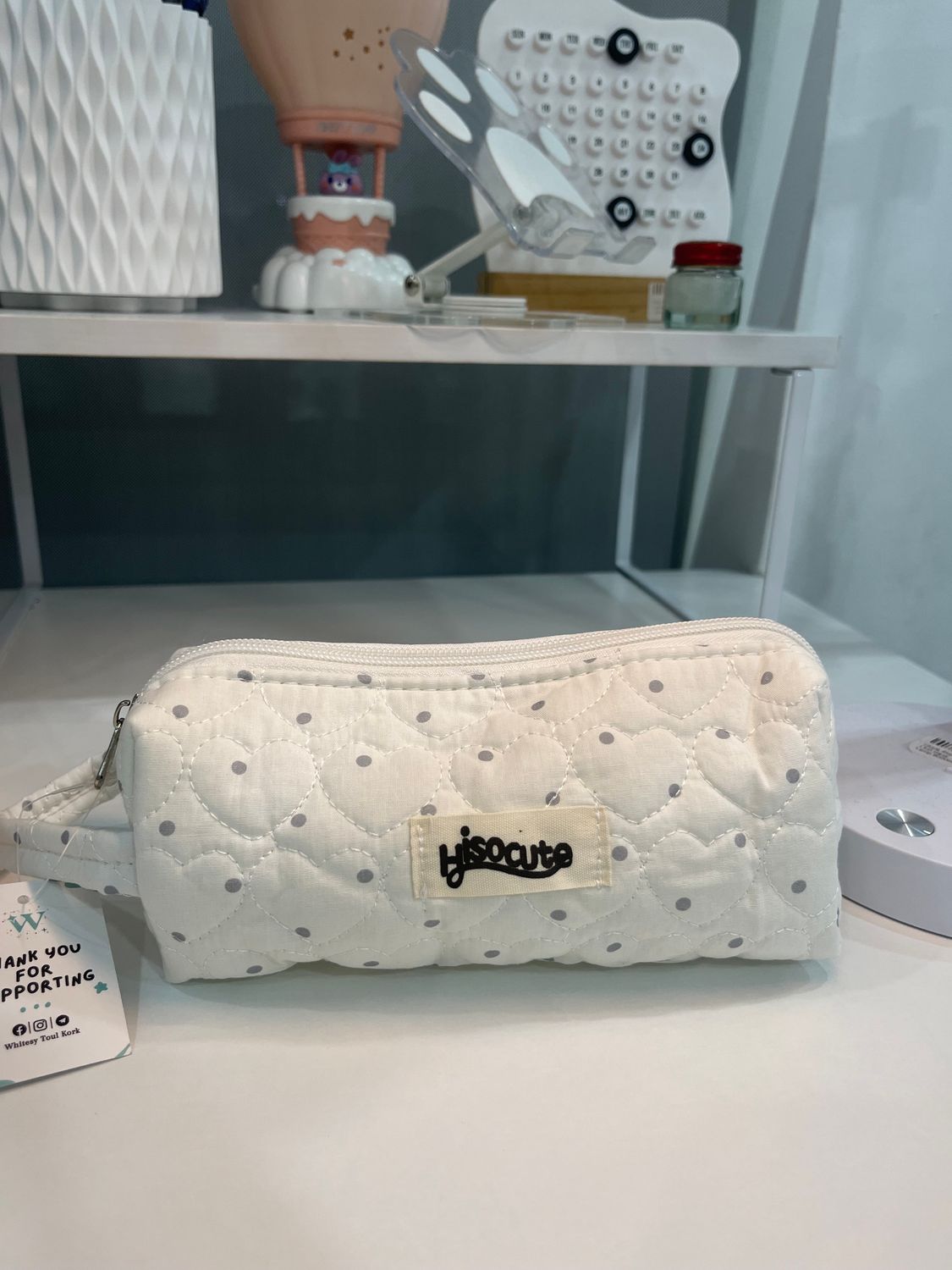 Polka Dot Heart Shape Pattern M Pouch - White