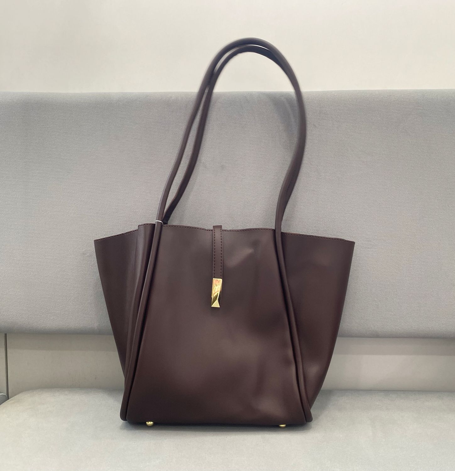 Leather Bucket Gold Button Tote Bag M28 - Brown