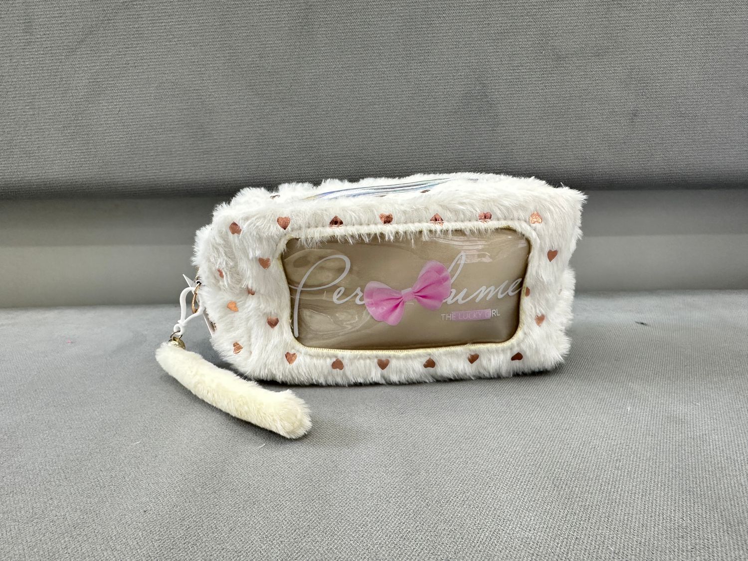 Puffy Heart Medium Pouch - White