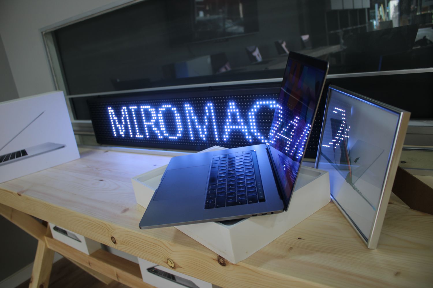 Macbook Pro 15,4 pulgadas TouchBar y Touch ID
