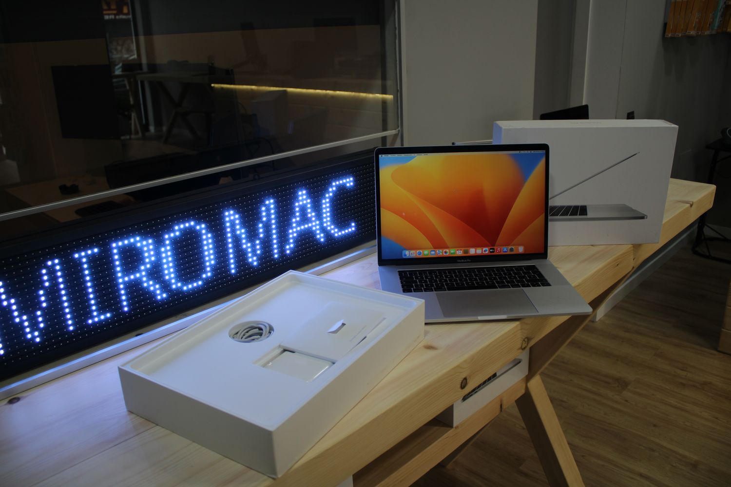 Macbook Pro 15,4 pulgadas TouchBar y Touch ID