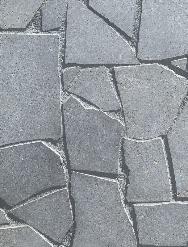 London Grey Sandblasted Crazy Paving (20mm)