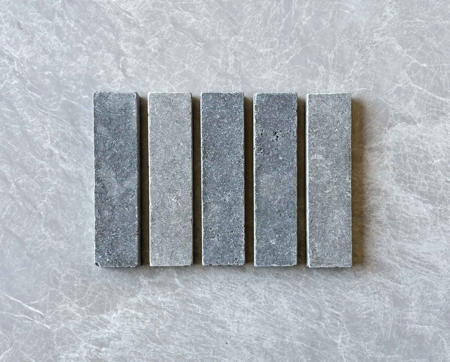 London Grey Limestone Brushed & Tumbled Batons