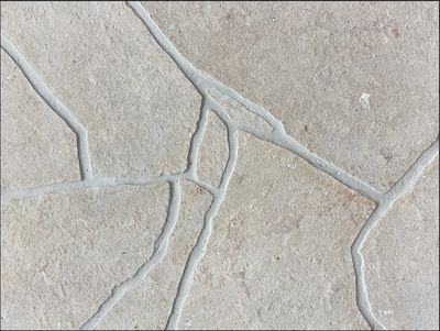 Haven Tumbled Limestone Crazy Paving (20mm) Haven Tumbled Limestone Crazy Paving (20mm)