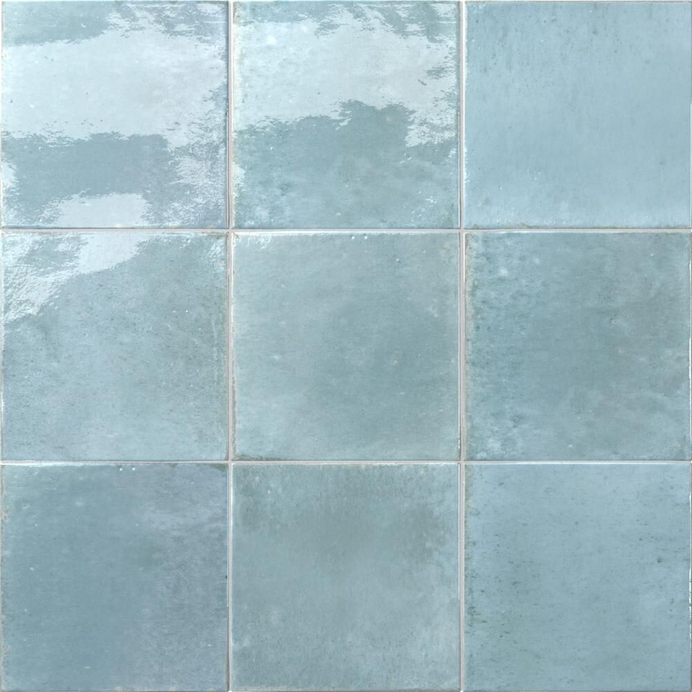 Agadir Agua Gloss Subway & Square