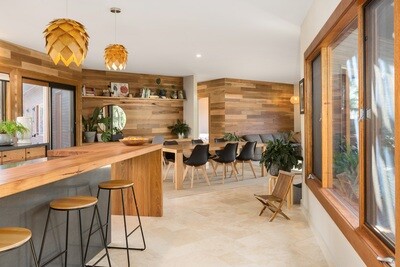 Tuscan Ivory Travertine Tumbled Tiles & Pavers