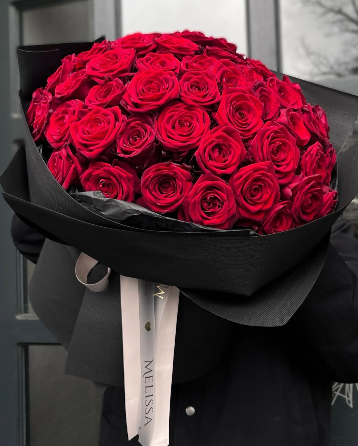 Bouquet red roses "Red Naomi"