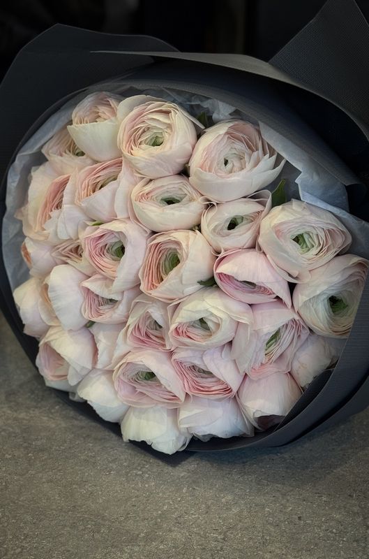 Bouquet ranunculus "Hanoi"