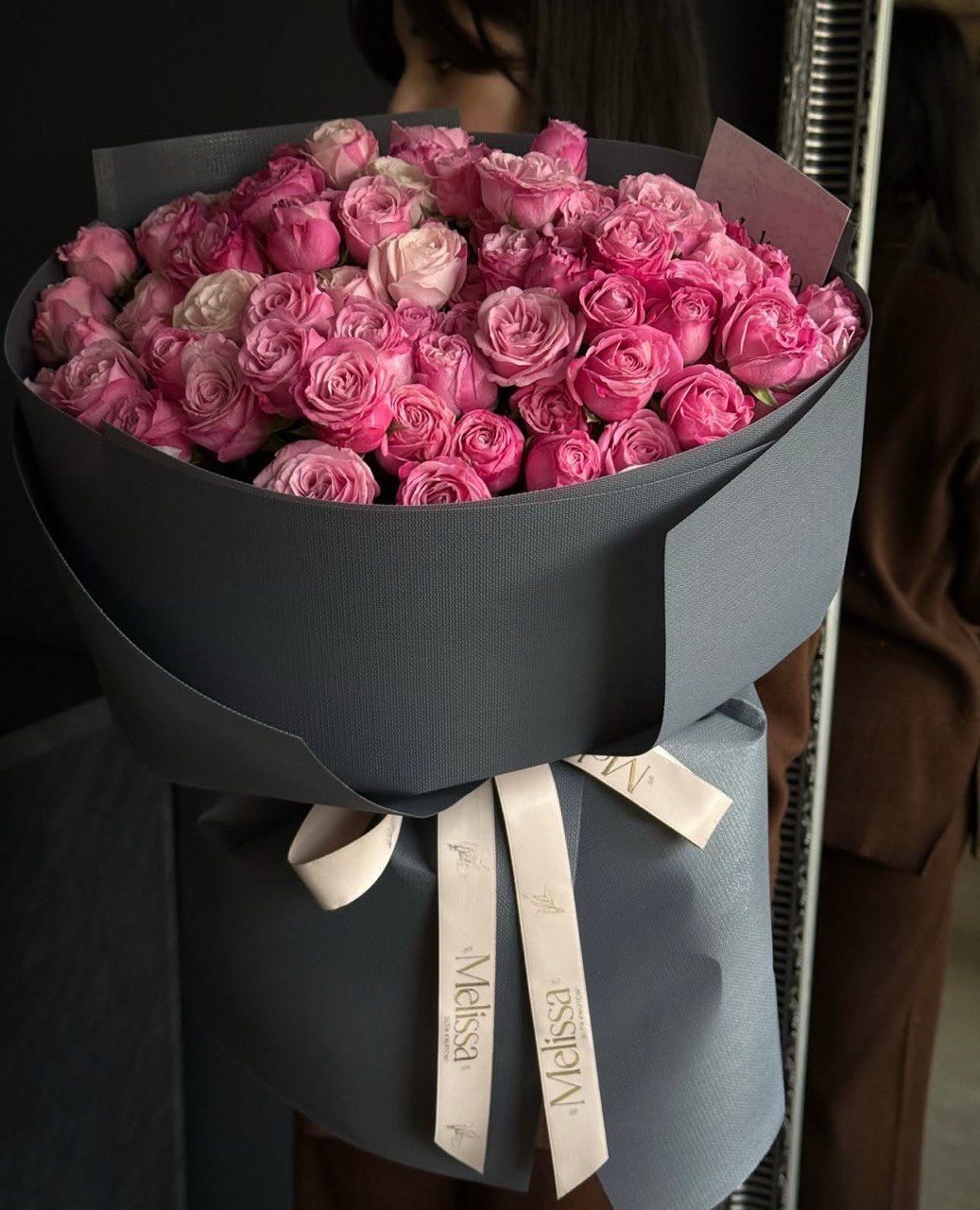 Bouquet with spray roses Lady