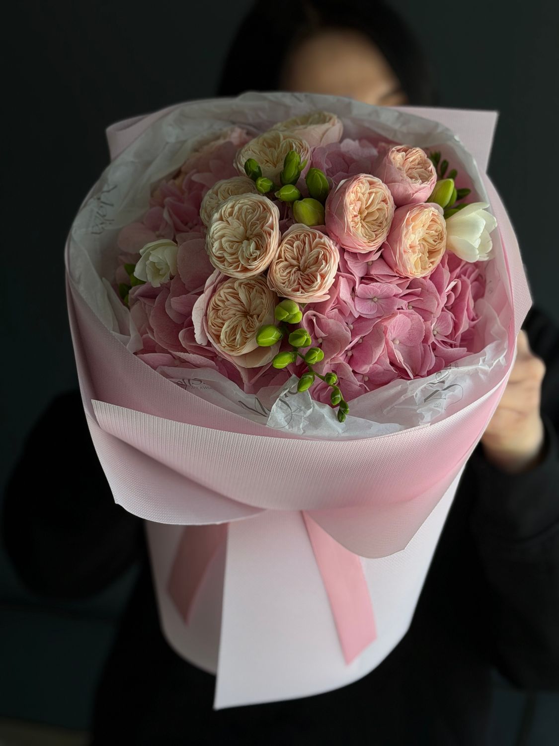 Bouquet with spray roses, hydrangeas, and freesias «Rosalind»