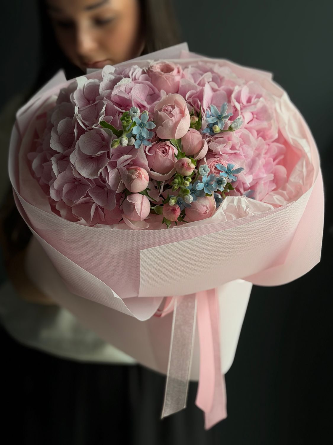 Bouquet of pink hydrangeas, peony roses and soft blue accents «Willow»